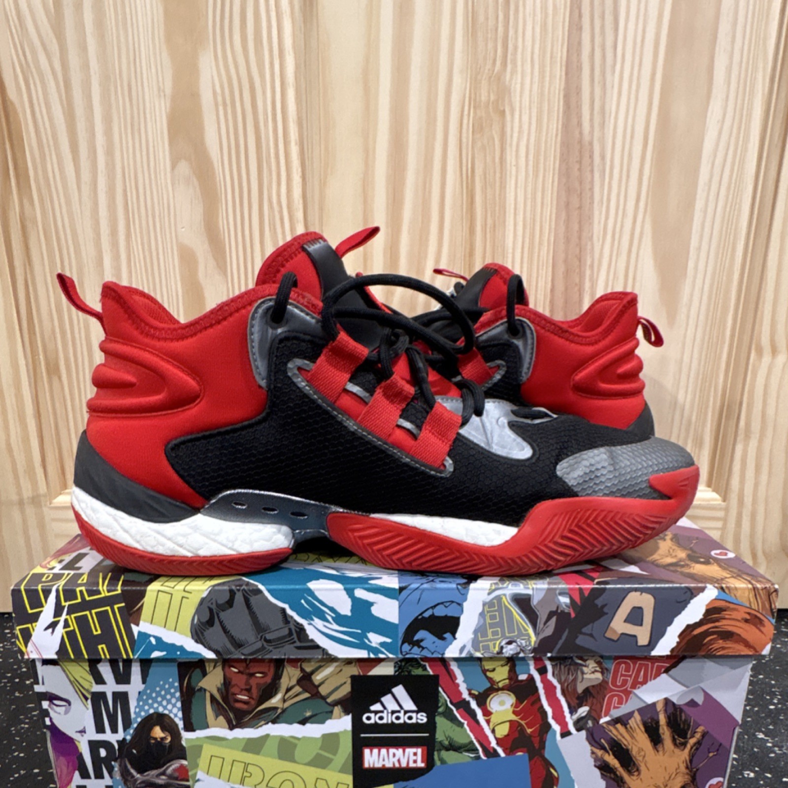 SIZE 11.5 – Adidas Marvel Ant-Man BYW Select Boost – Black Red Gray – With Box