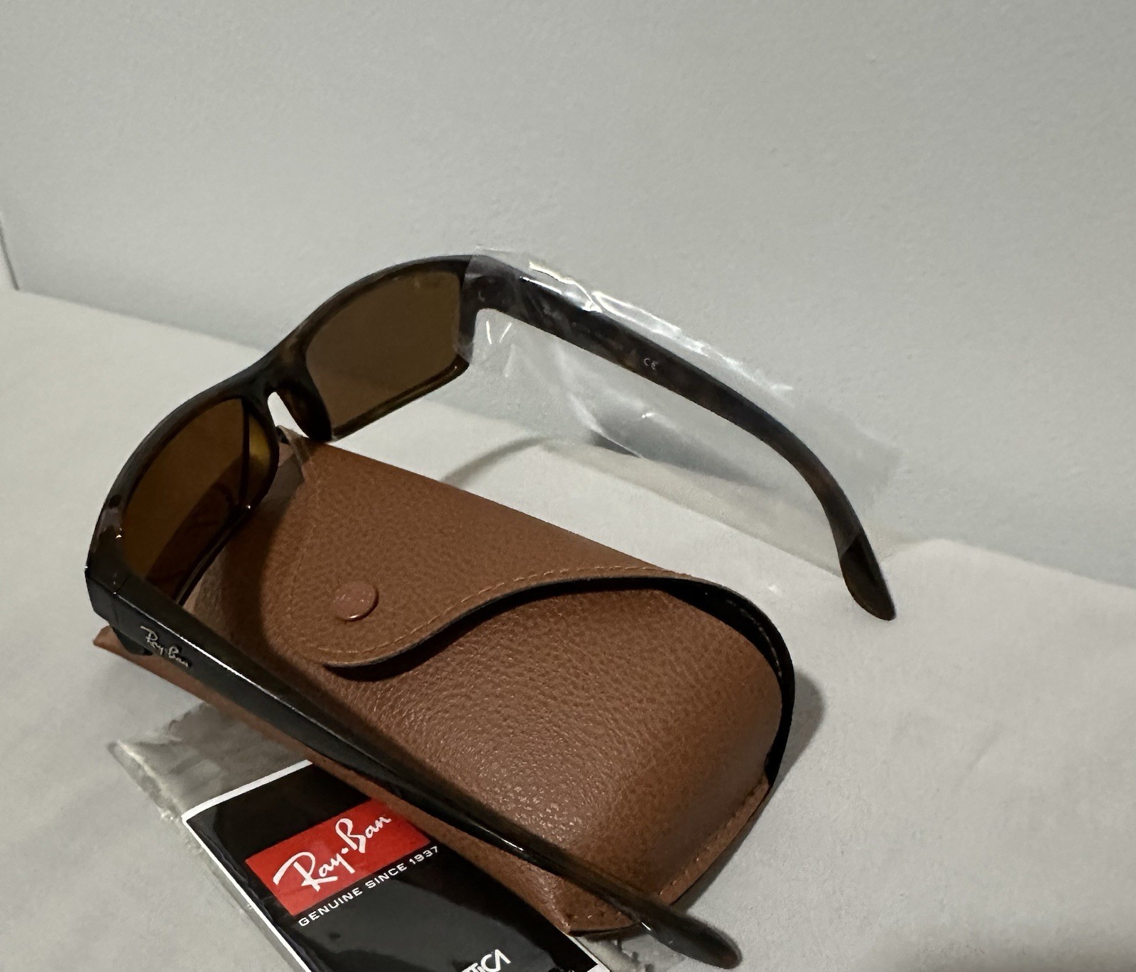 RARE RAY-BAN Square Tortoise Havana Brown Sunglasses RB 4151 710