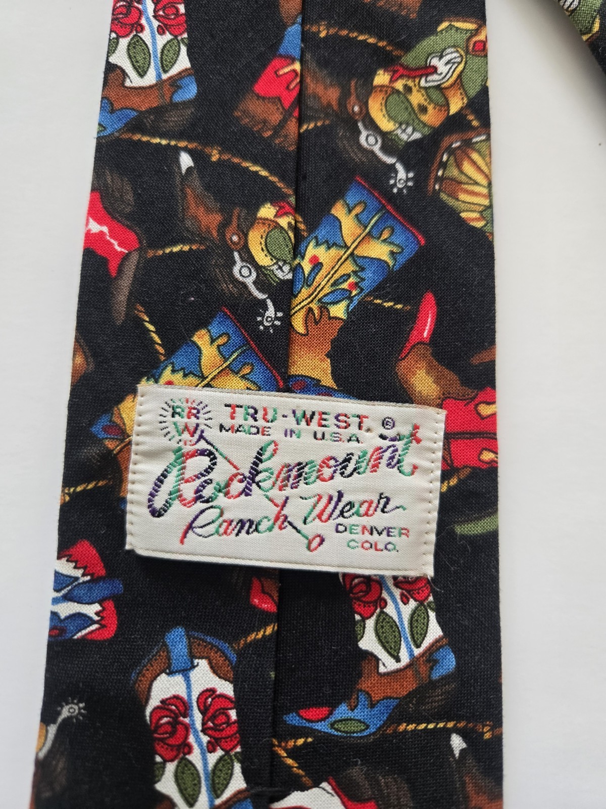 ROCKMOUNT RANCHWEAR Men’s Cotton Cowboy Boot Print Tie 3.5in X 55.5in