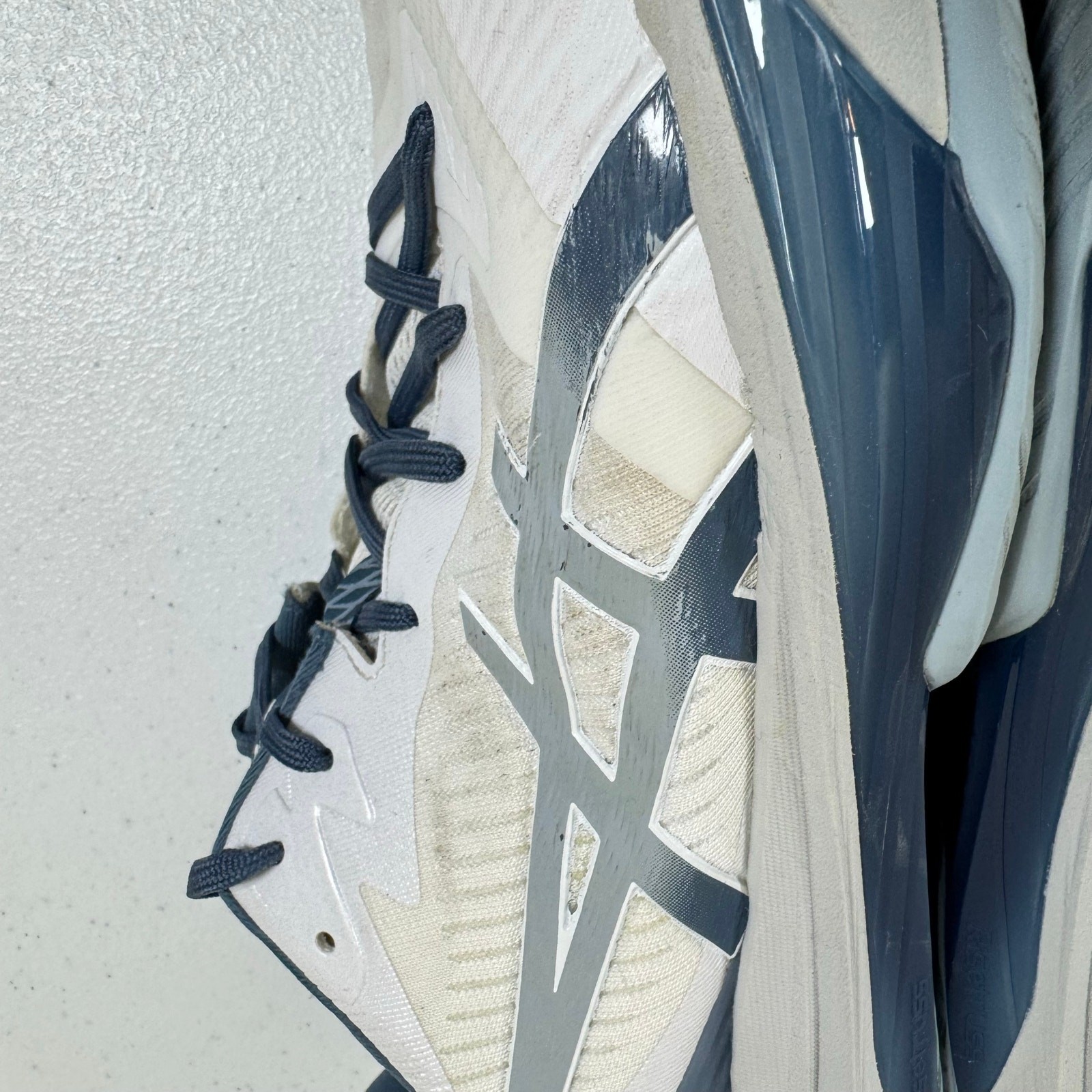 Asics Sky Elite FF 3 100 White Gray Volleyball Shoes Mens Sz 16 No Insoles Read