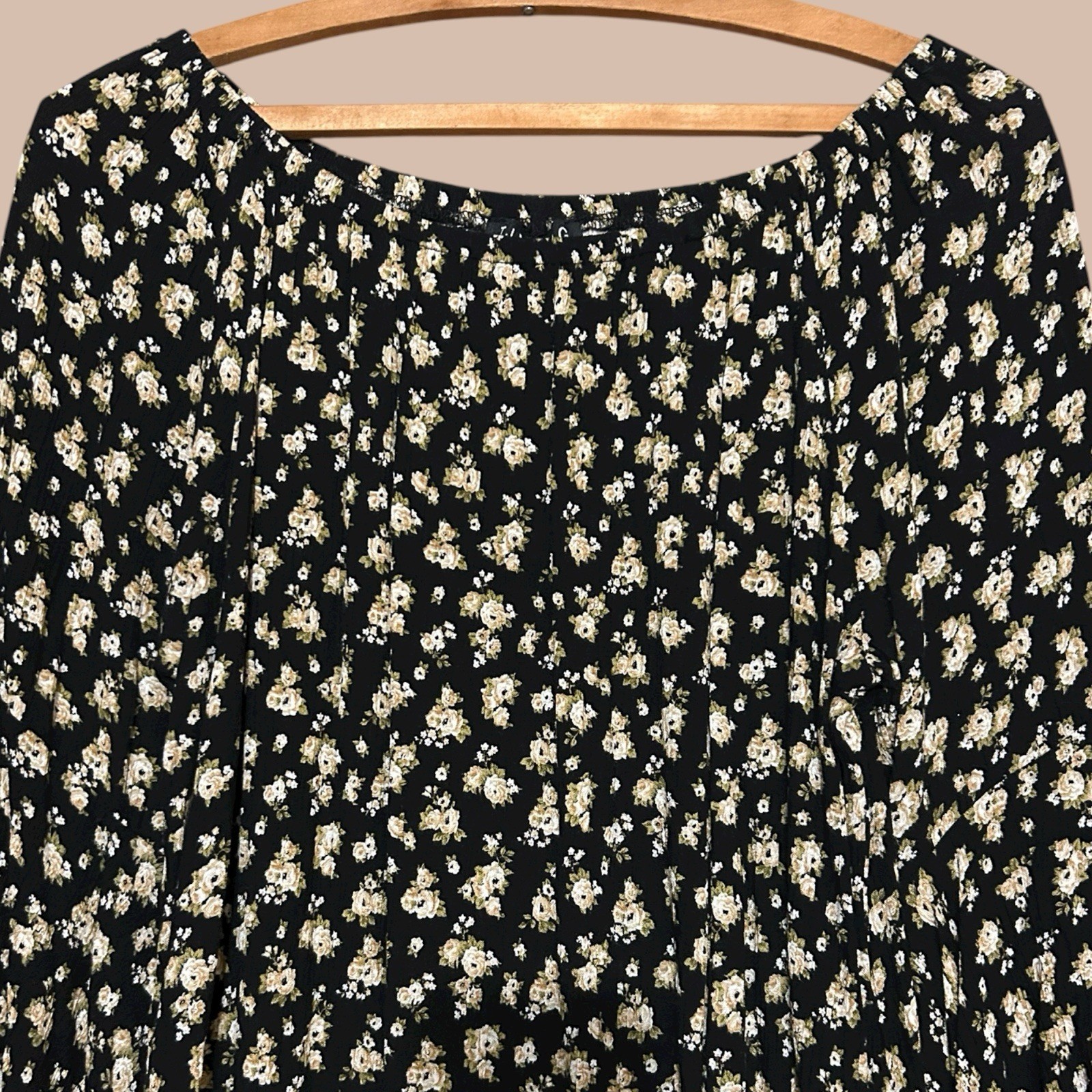 Timing Dark Floral Off The Shoulder Top Size M Bell Flare Sleeves Whimsigoth