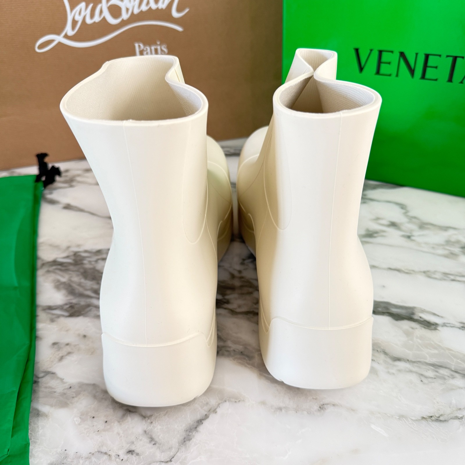 Bottega Veneta 640043 Men’s White Puddle Ankle Boots, sz 46