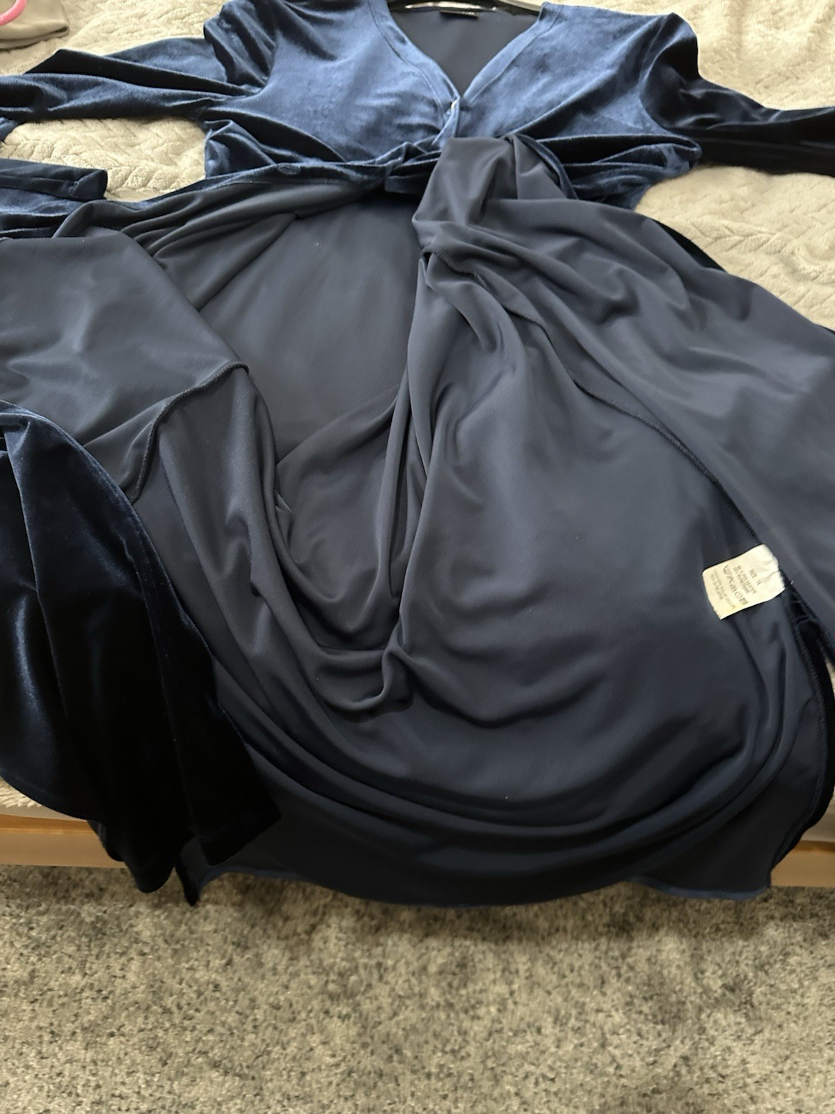 VELVET LONG LIGHTWEIGHT UNLINED COAT SIZE 14 Slim