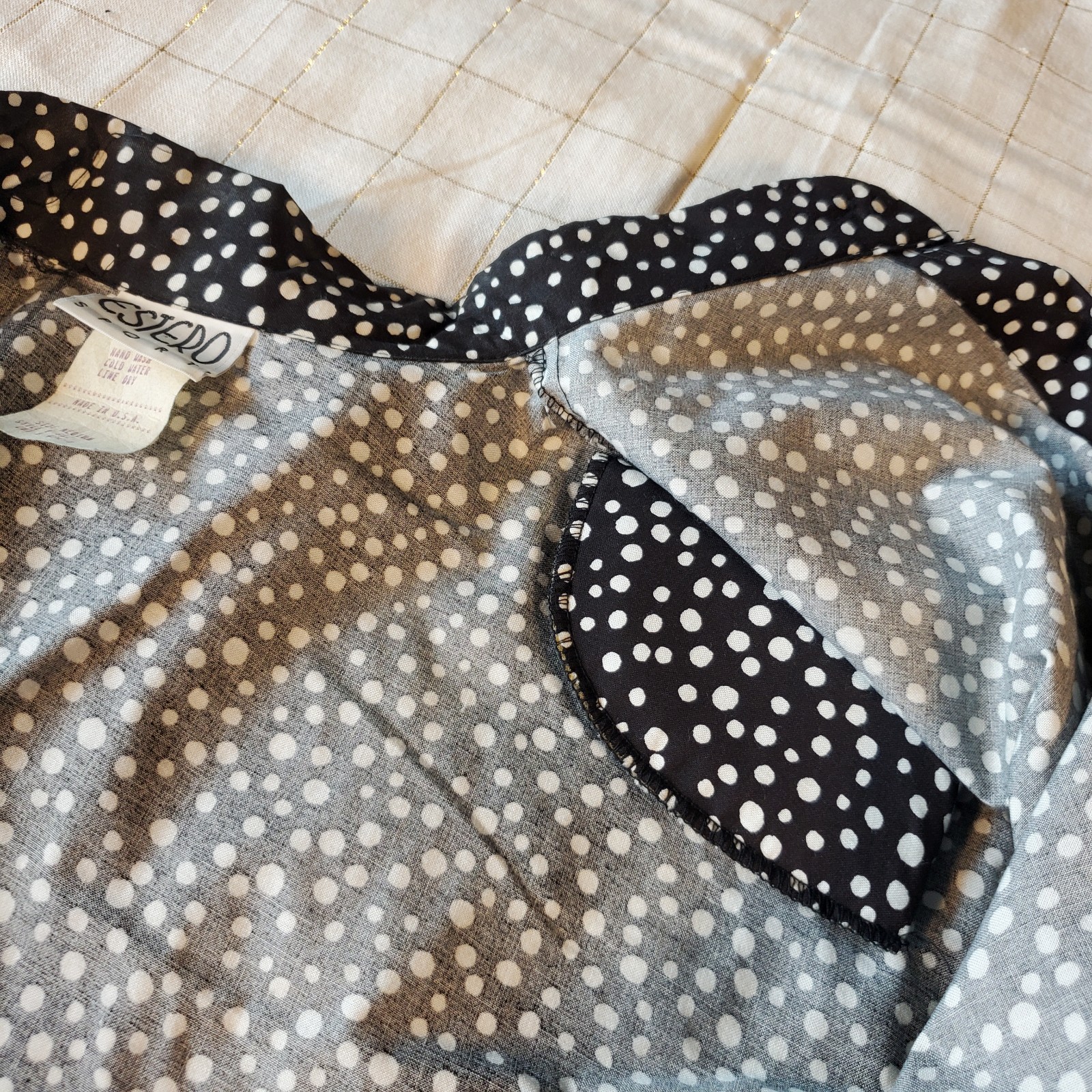 Estero Sport Short-Sleeve Button-Down Shirt Women Sz M Shoulder Pads Polka-dots