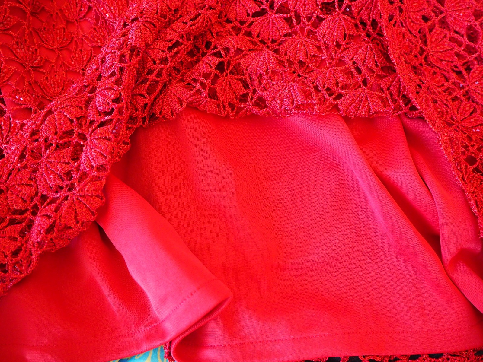 Carmen Marc Valvo Red Heavy Beaded Sleeveless Lined Special Occasion Top Size 2X
