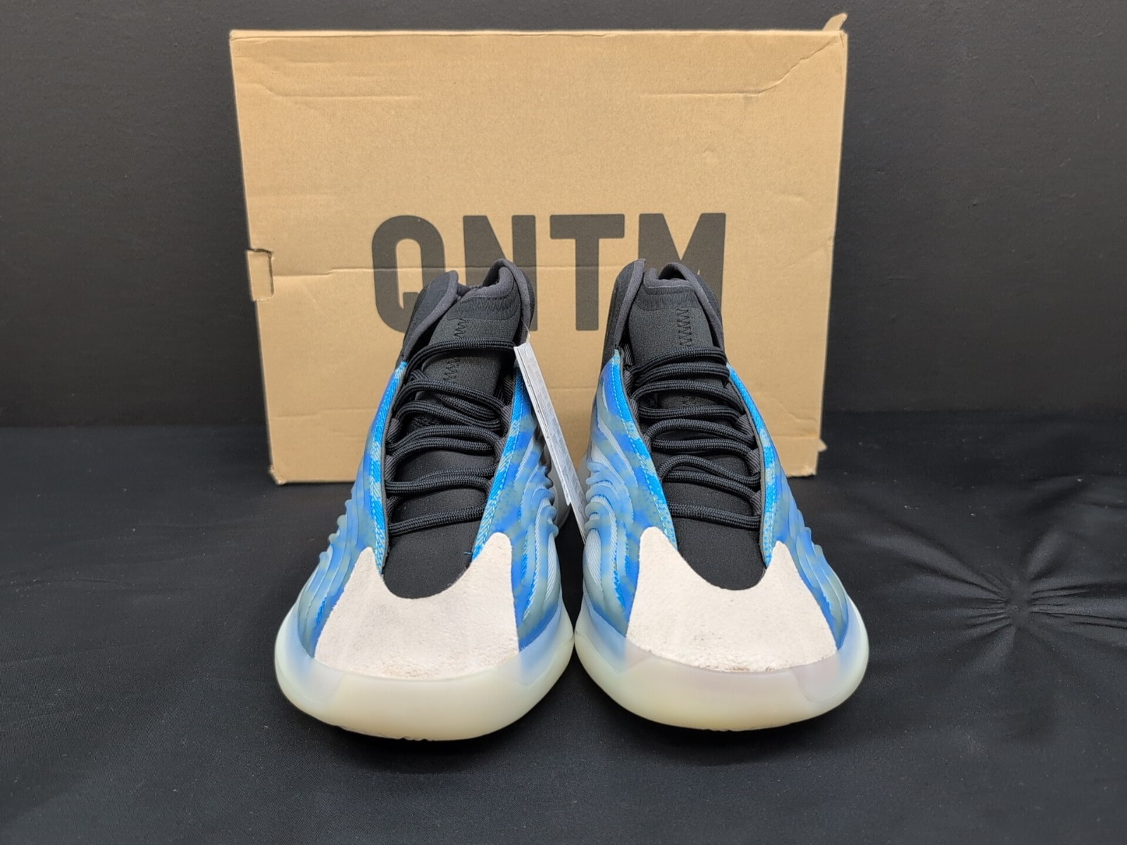 Adidas Yeezy Quantum Shoes Men’s Comfort Sneakers US 8.5 Frozen Blue GZ8872