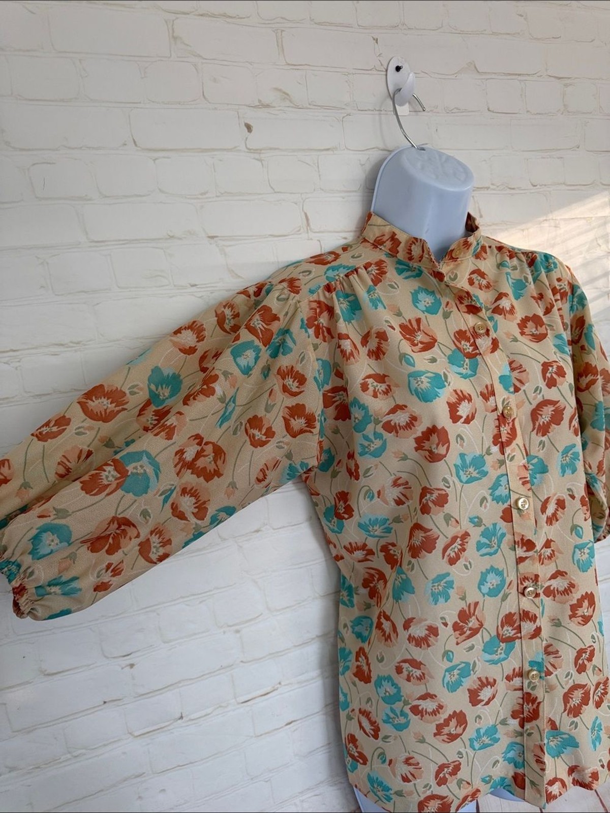 Authentic original vintage style 60’s floral button down shirt