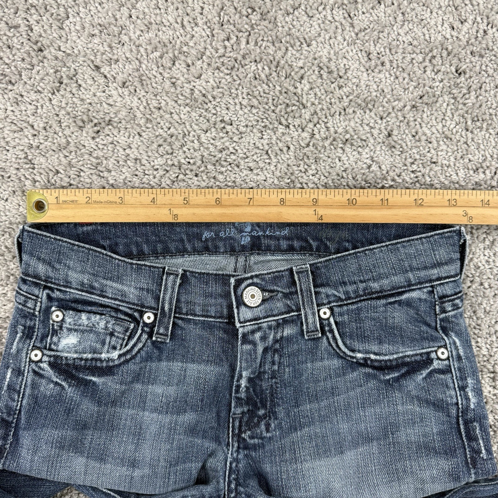7 For All Mankind Dojo Jeans Women’s Size Tag-24 / Fits-26 Flare Leg Distressed