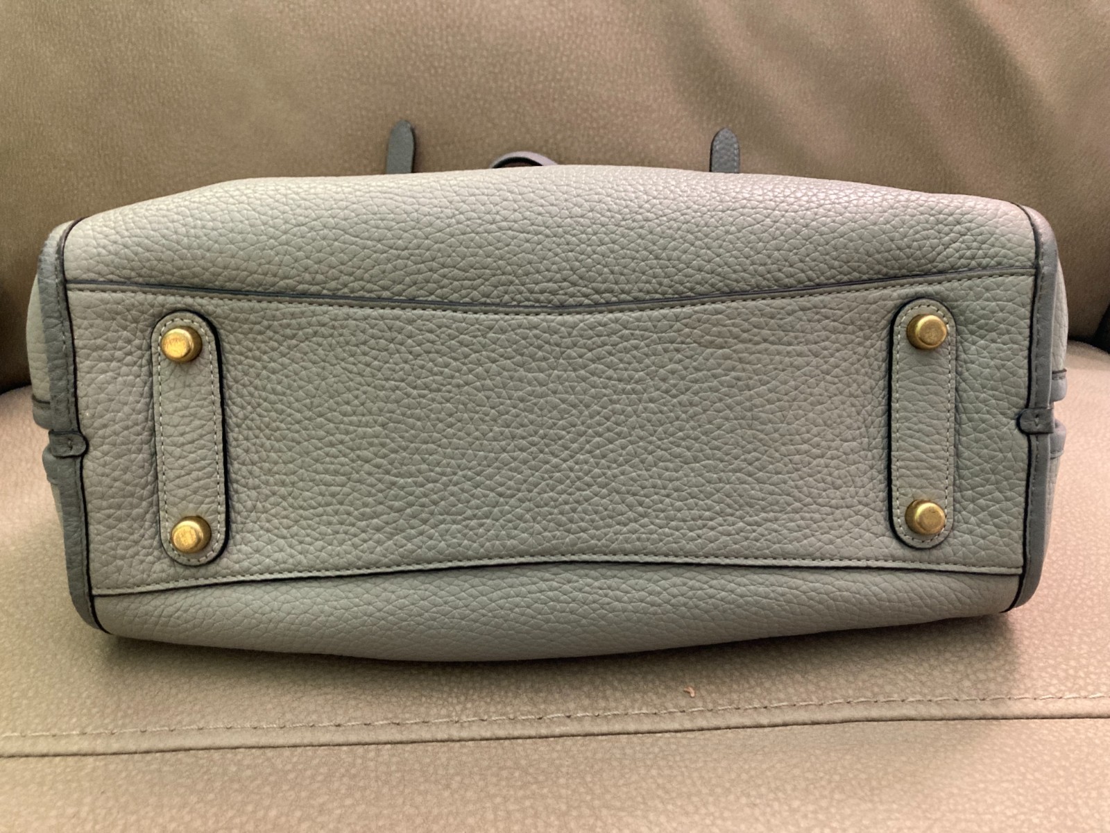 COACH ” LORI” CARRYALL STYLE SHOULDER BAG IN PALE GRAY PEBBLED LEATHER_NO. C6627