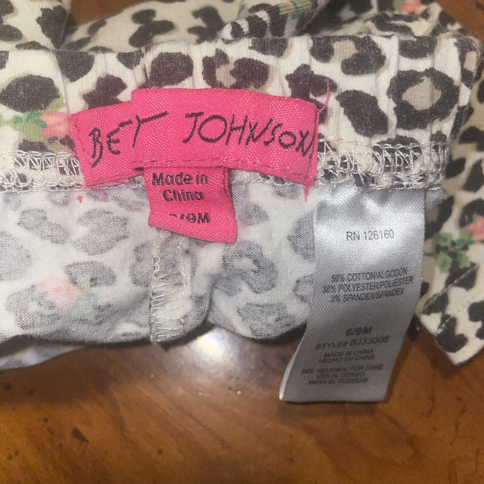 Bundle Of Baby Clothes 3 To 9 Months See Description For Each Item And Pictures