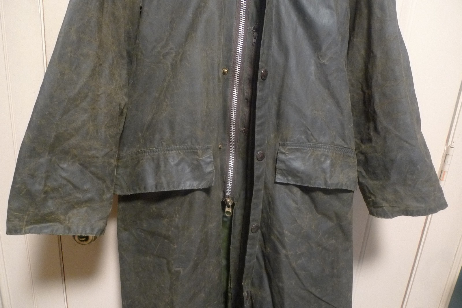 BARBOUR -A160 BURGHLEY WAX COTTON COAT – MADE@ UK – VINTAGE – SHABBY CHIC – 34