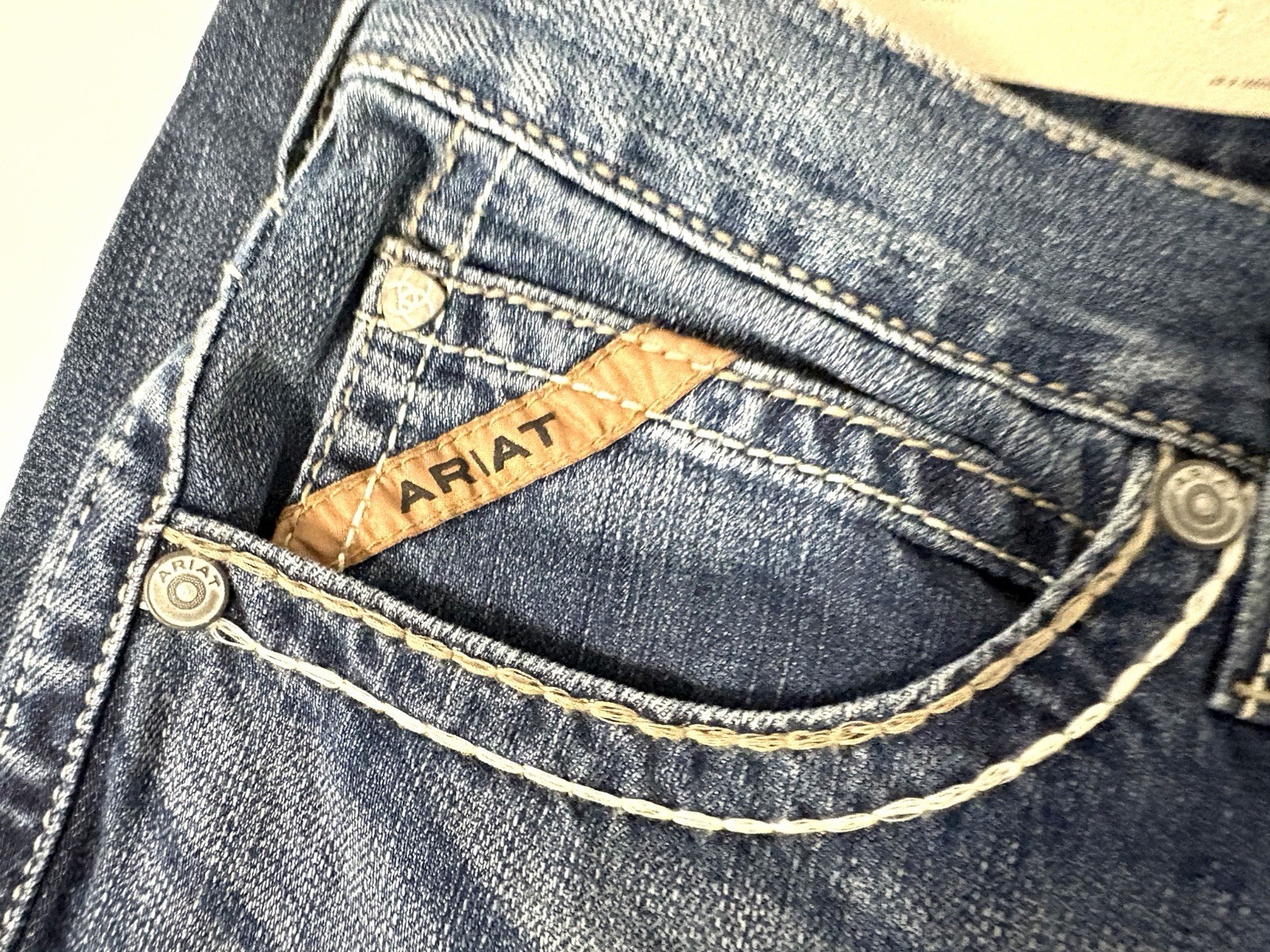 Ariat M2 Relaxed Boot Cut Jeans, Cassidy Wash, Style #10036071, Size: 36/30 NEW