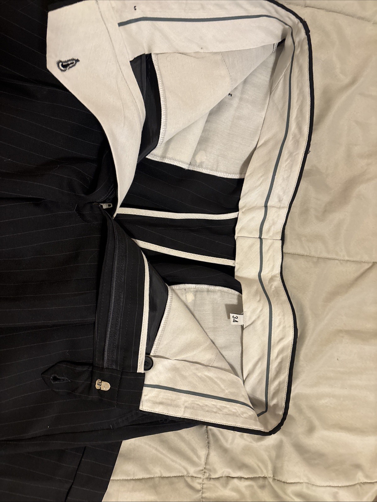 40R 34X28 Gianfranco Ruffini Men’s Black Pinstripe Suit