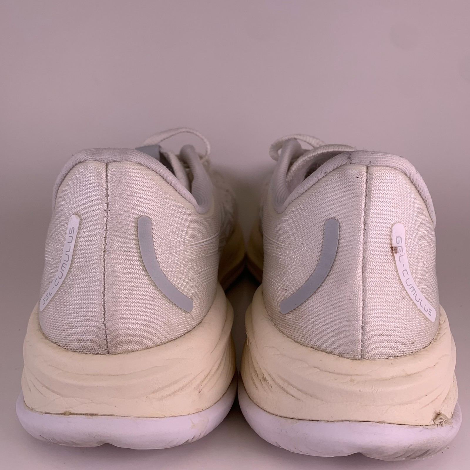 ASICS Women Gel-Cumulus 26 1012B599 White Running Shoes Sneakers Size 9