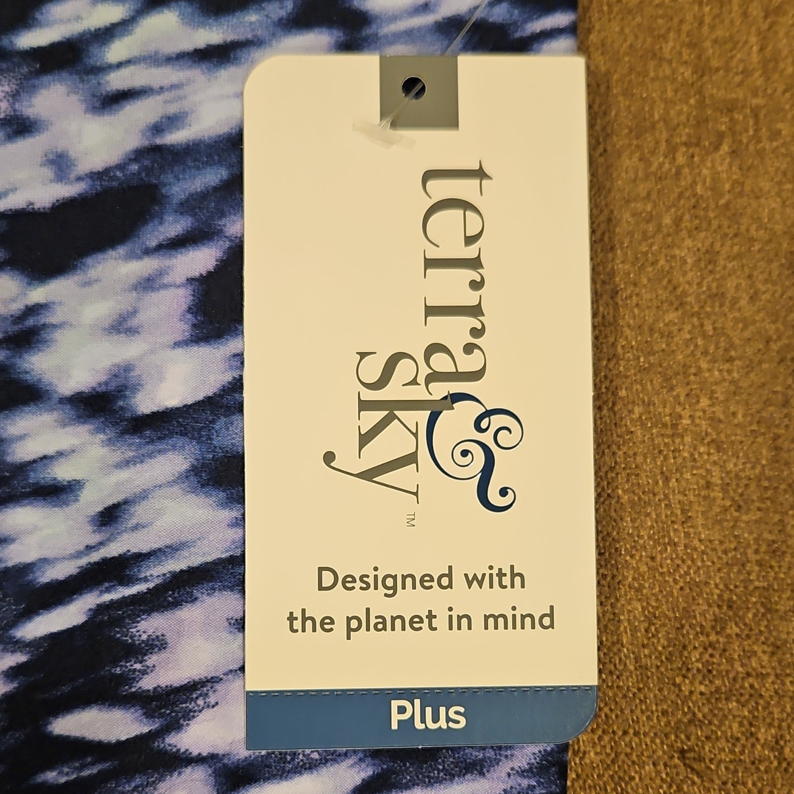 Terra & Sky Women’s Plus Bike Shorts 1X 16W-18W High Rise Stretch Abstract