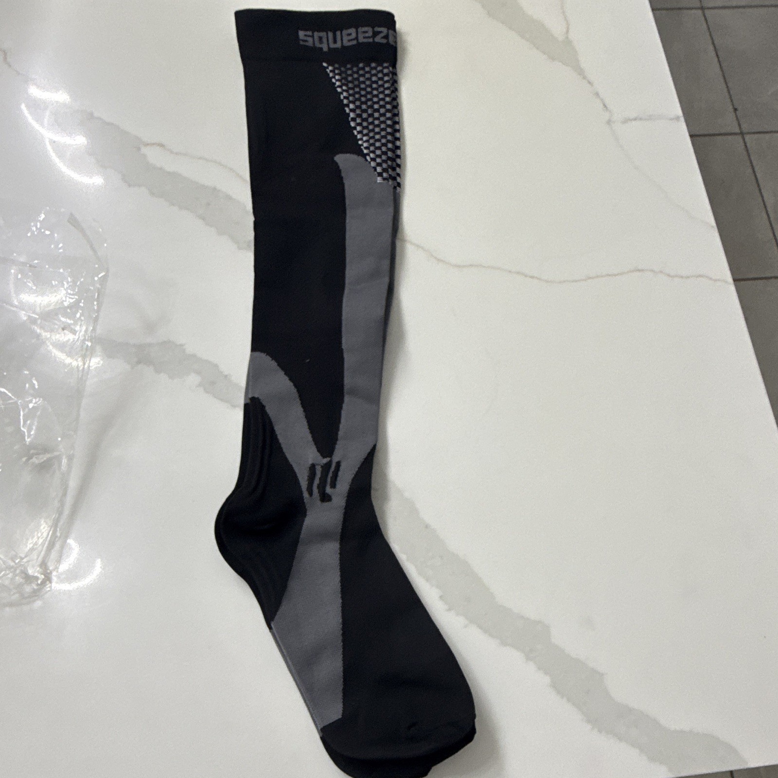 Squeezgear Men’s Compression Knee High Socks 3XL Black/Gray Colorblock 1 Pair