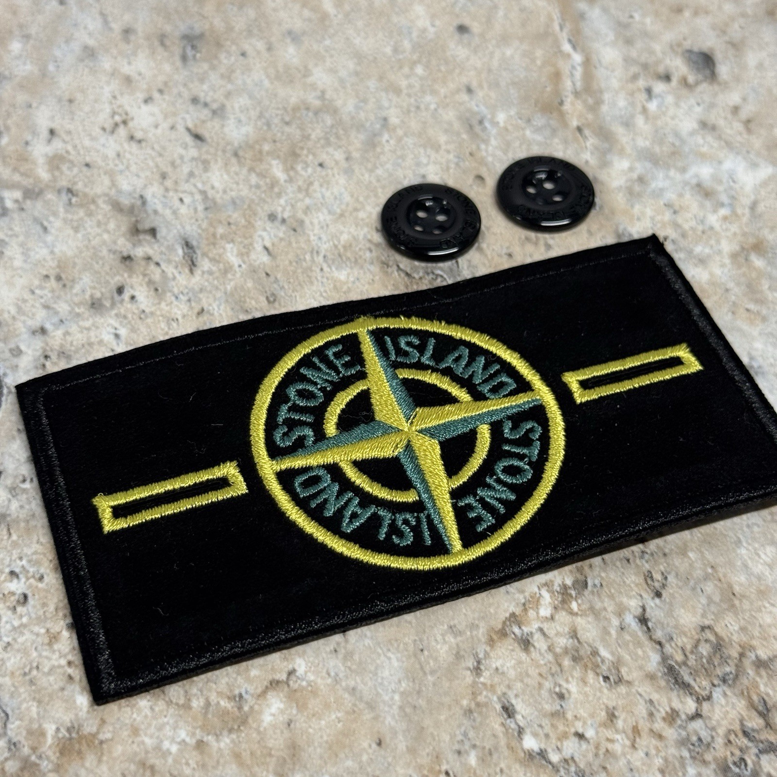 Stone Island Classic Badge Patch 2 Buttons Black