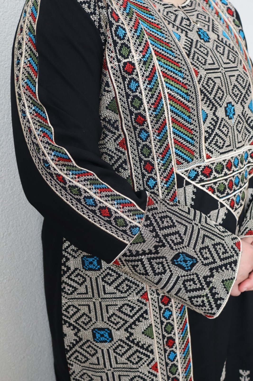 Traditional Palestinian / Jordanian Embroidered Thobe Kaftan Dress Black-LAYALI