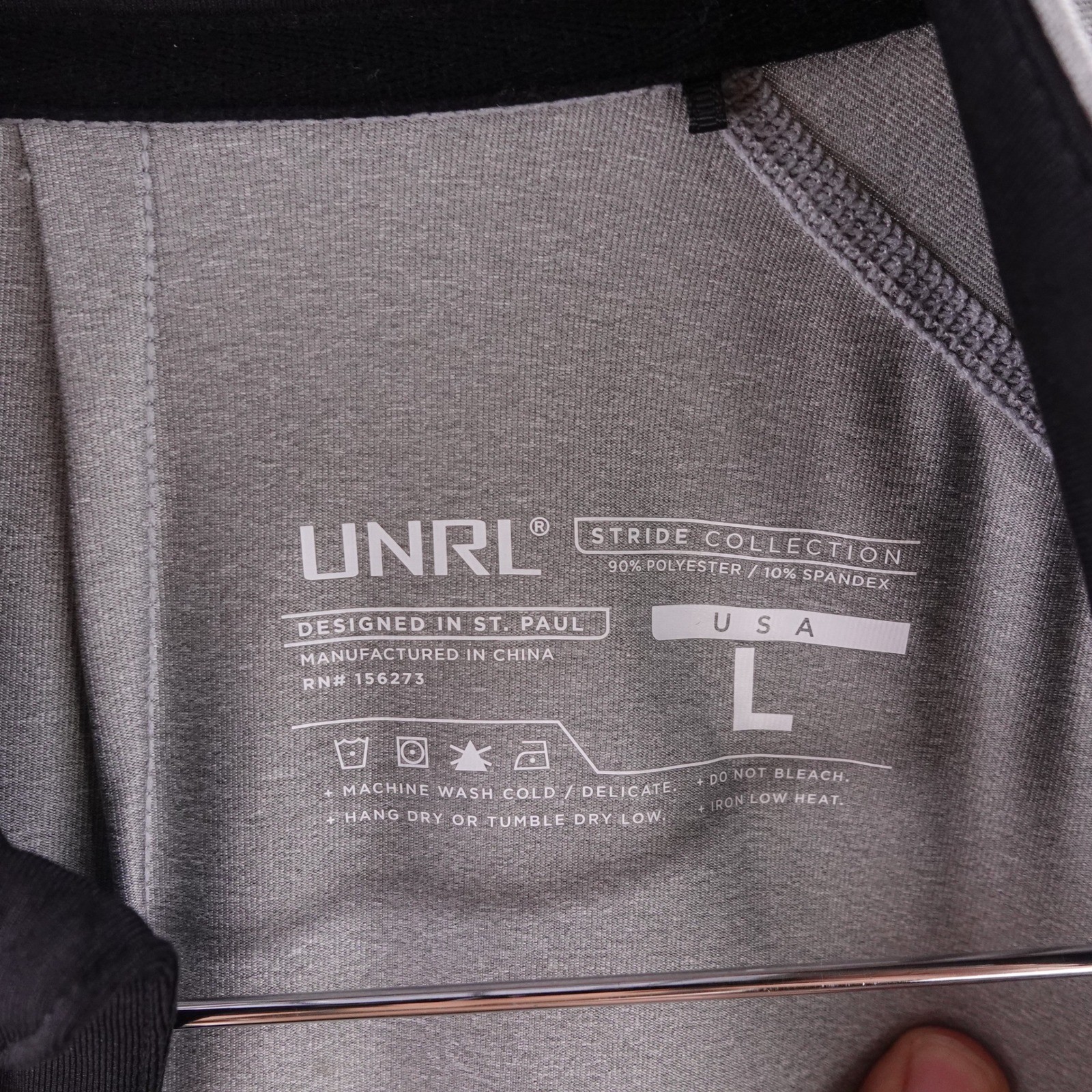 UNRL Mens Size Large Stride Collection Quarter Zip Pullover Gray Golf Logo