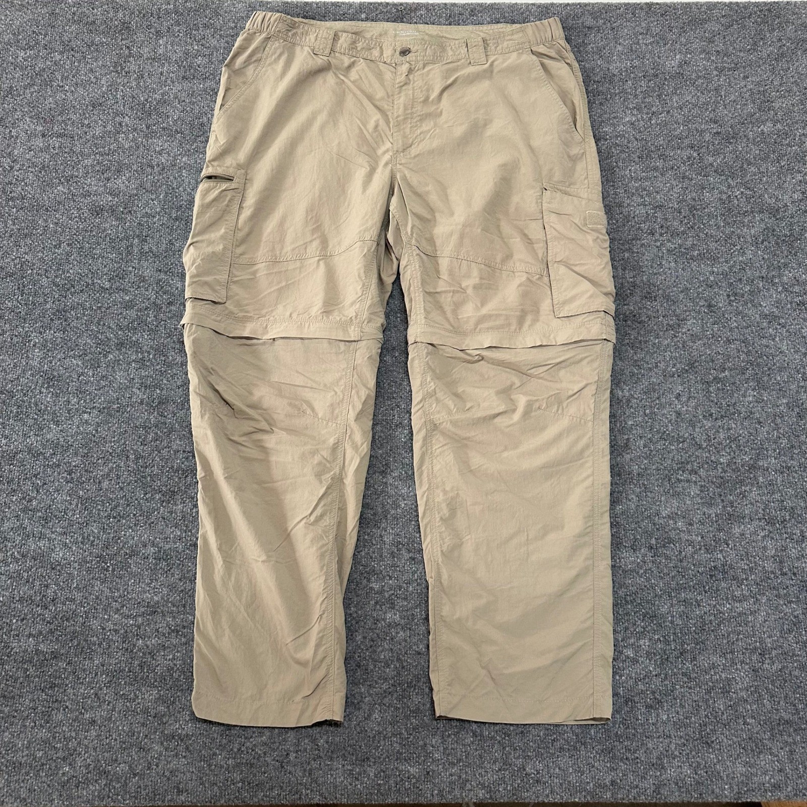 Columbia Pants Mens Size 42×30 Beige Convertible Cargo Hiking Outdoor Omni-Shade
