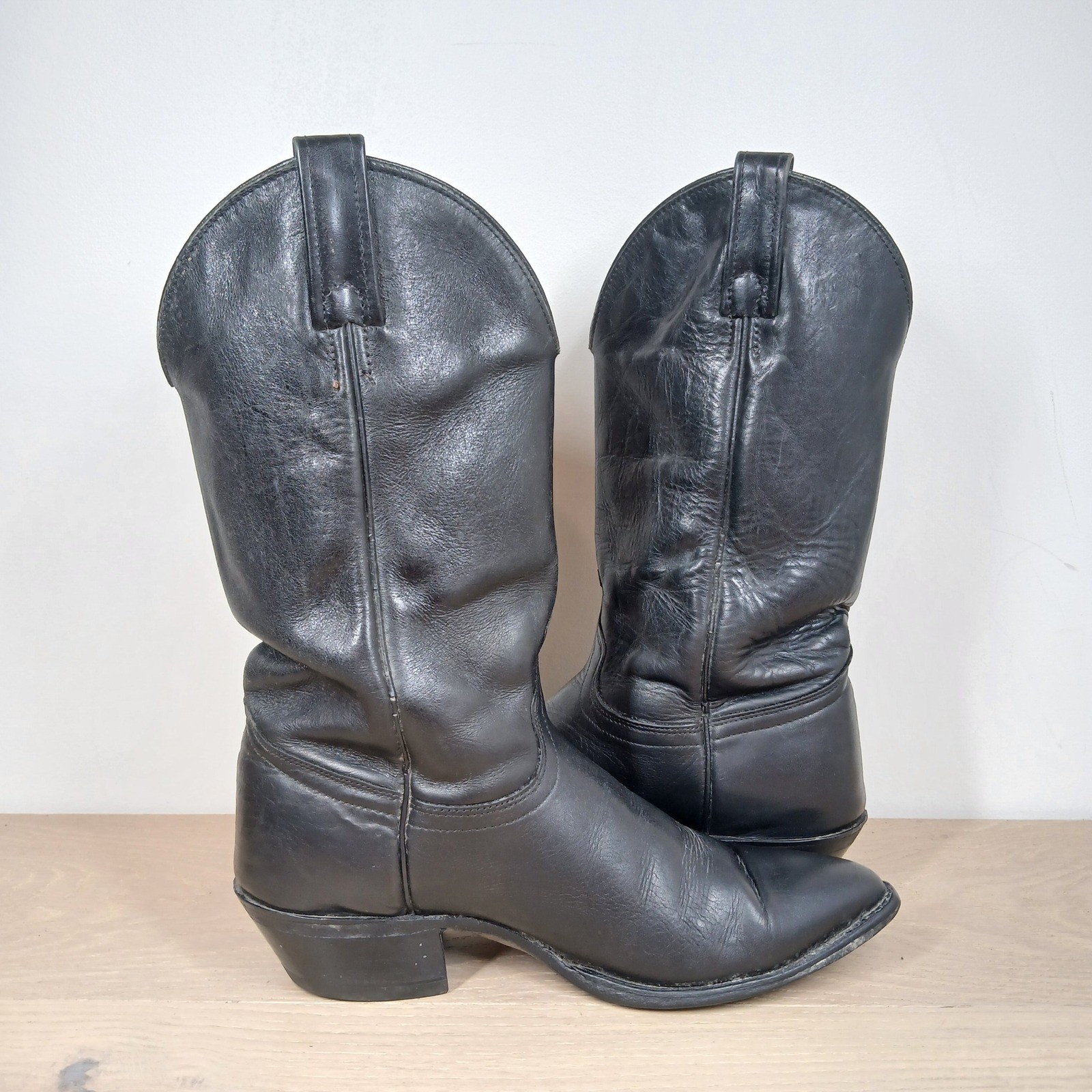 J.Chisholm Western Boots Men’s 7 Black Leather Pointed Toe Cuban Heel Mid-Calf
