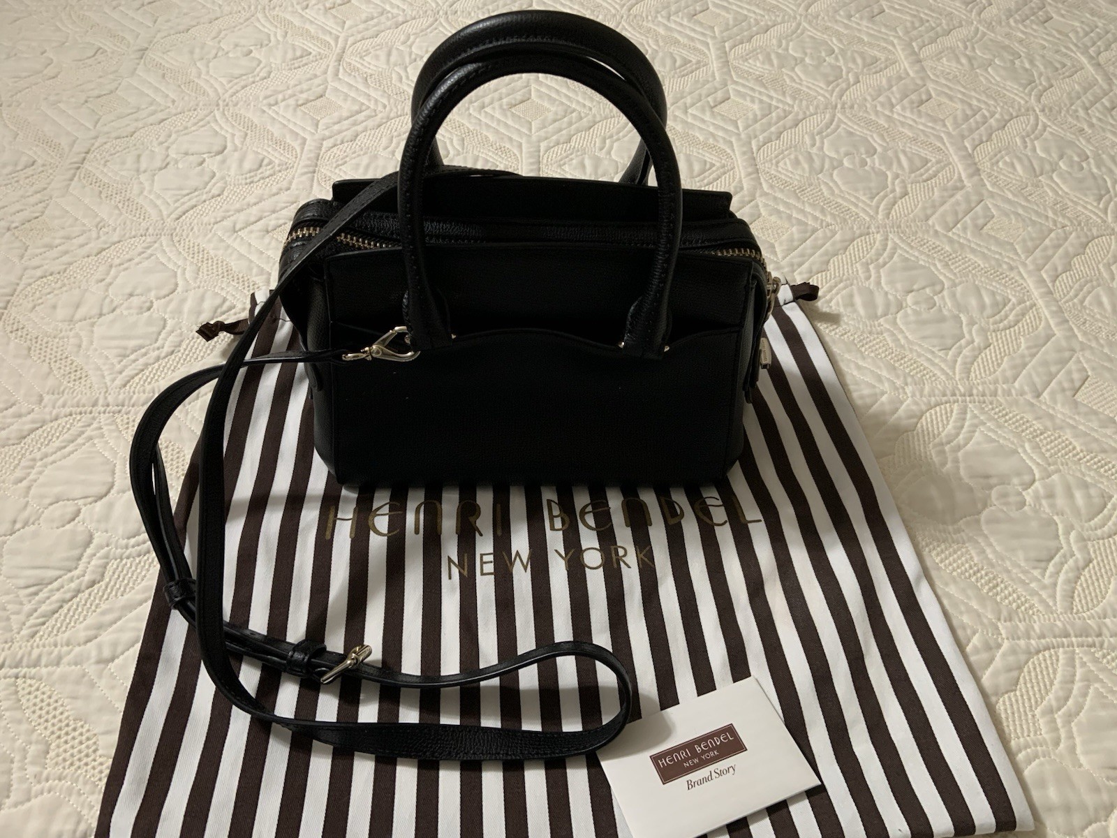 HENRI BENDEL W57th Black Mini Carryall Leather Crossbody Bag