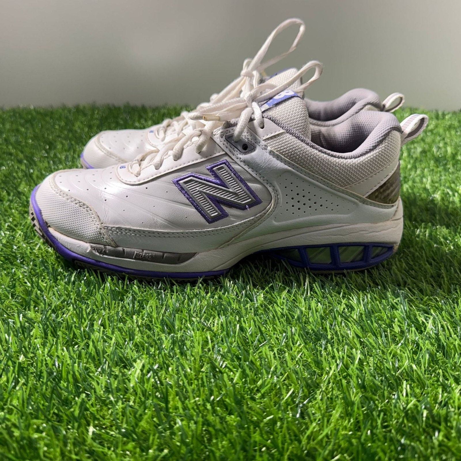 New Balance WC806W Women’s Hard Court Tennis Shoes White/Purple