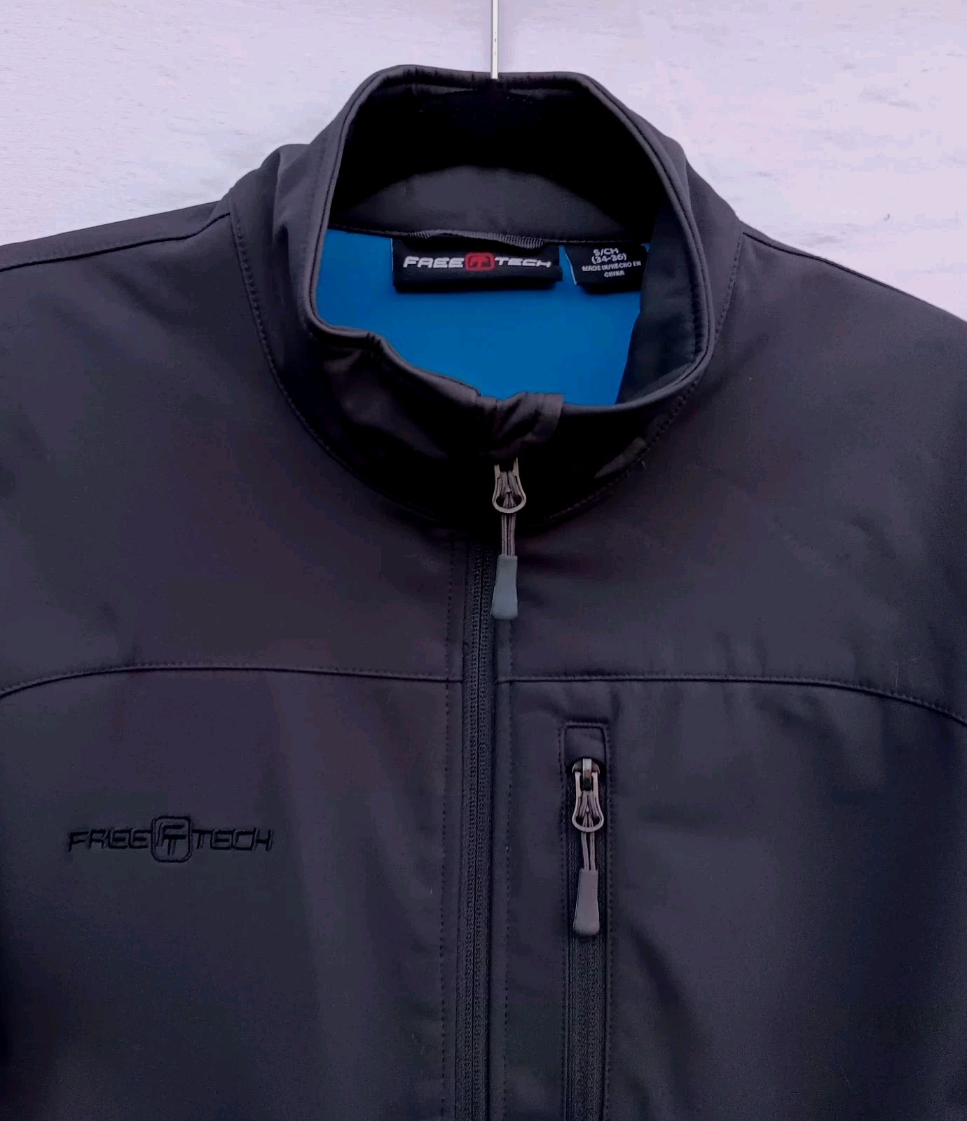 FreeTech Men’s Lined Casual Jacket Small 34-36 Full-Zip Black W/Blue Lining