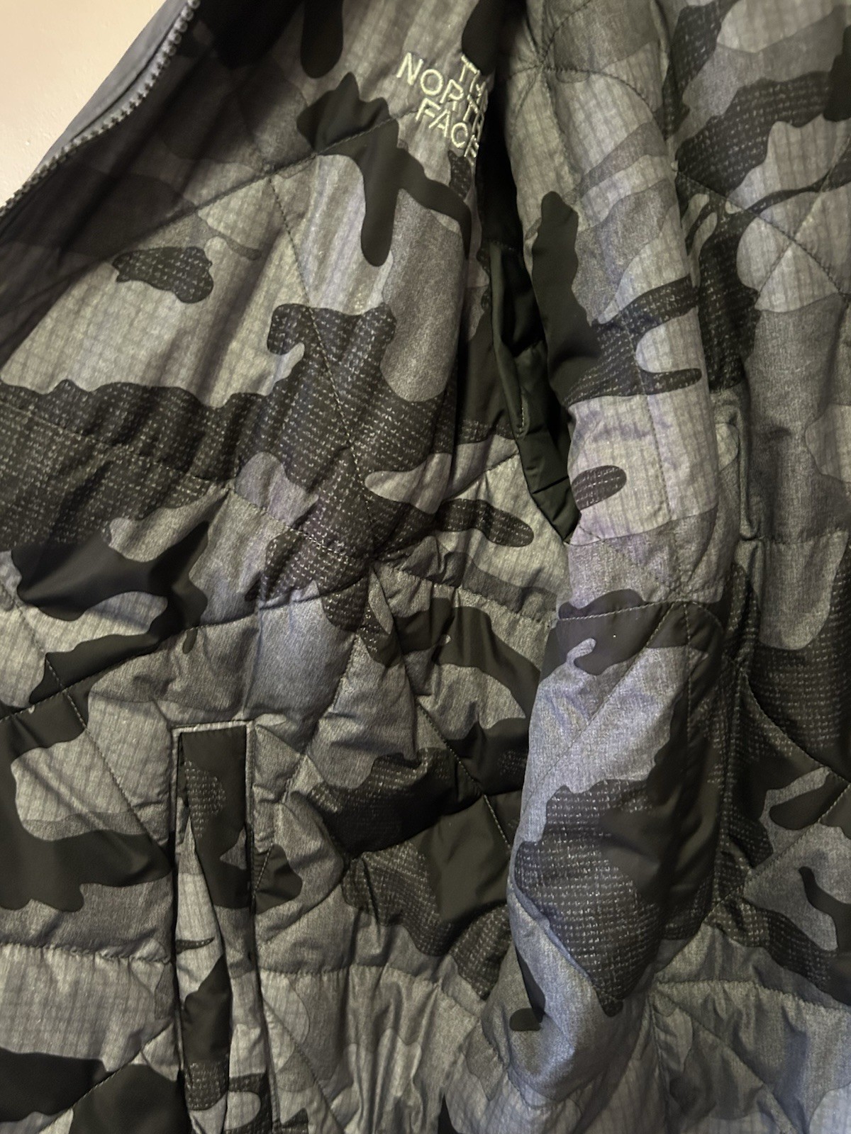 The North Face Men’s Reversible Jacket XL