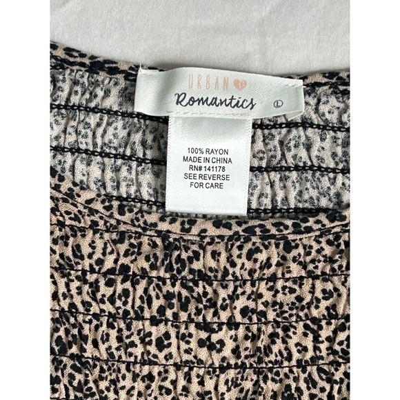Urban Romantics Leopard Print Smocked Peplum Blouse Tan Black Large