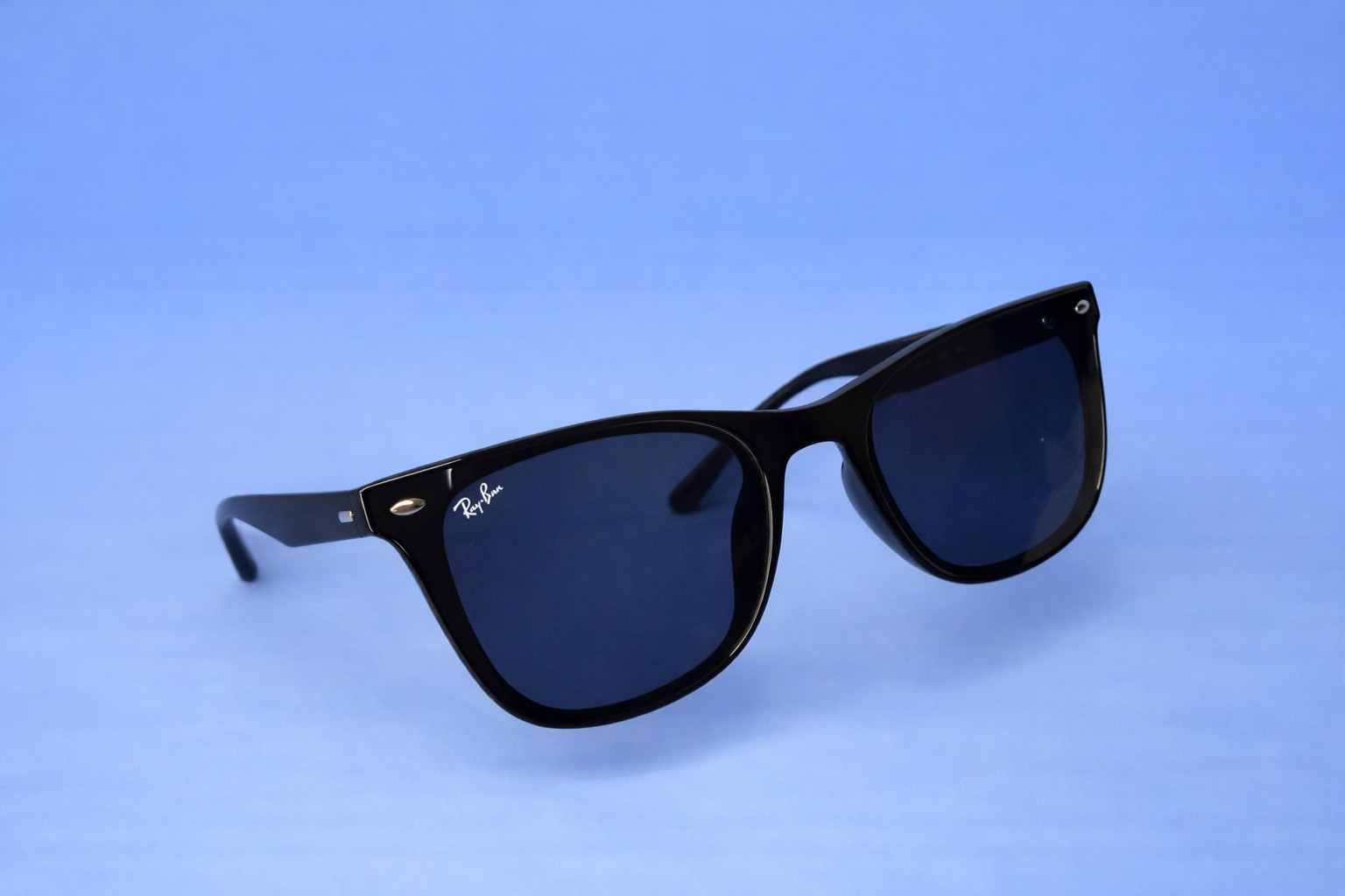 Ray-Ban RB4420 Sunglasses Unisex Black Gray UV Protection Classic Italy Style