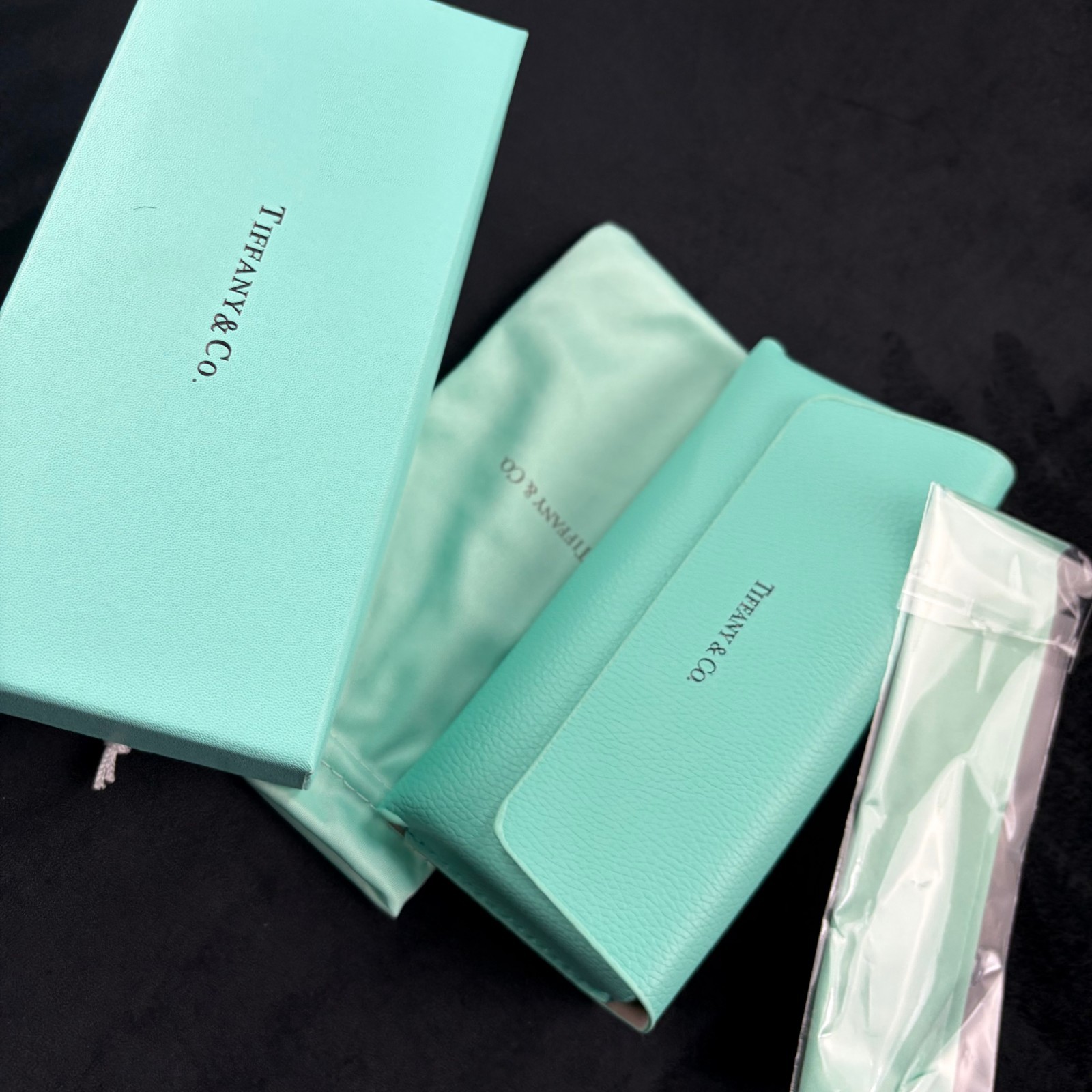 New In Box – Tiffany Black Square Sunglasses Elegant Women’s Shades