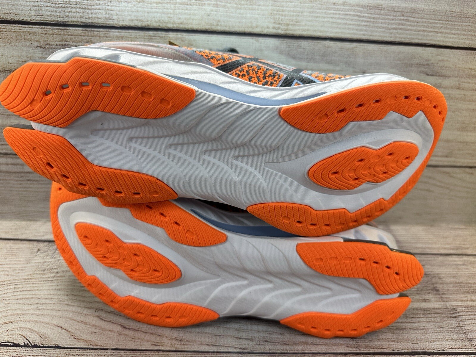 ASICS GEL-KINSEI BLAST Sneakers Sheet Rock / Shocking Orange Men’s Size 8