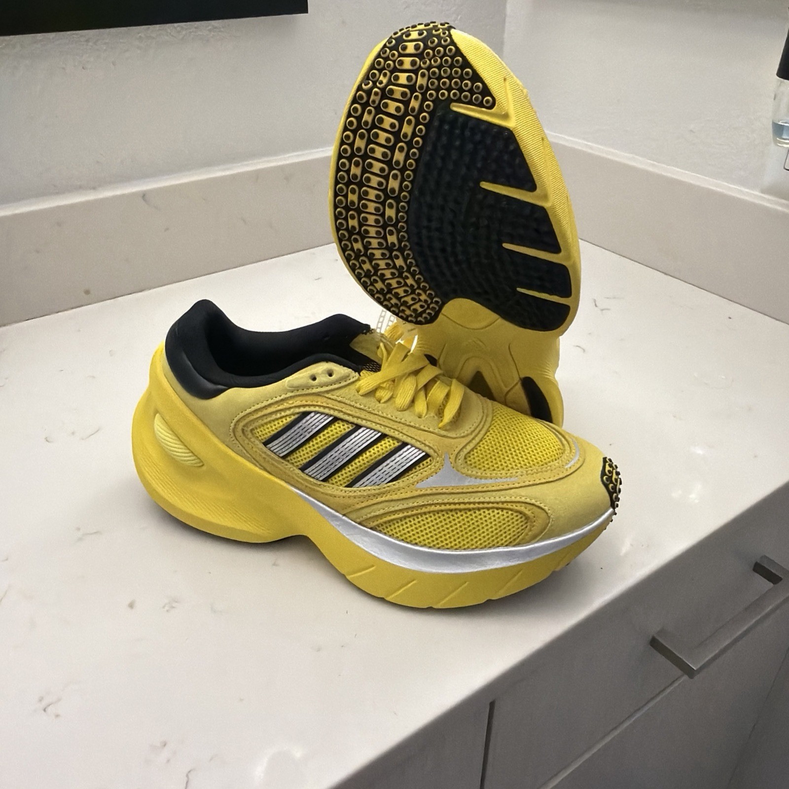 Adidas AdiZero Unisex’s Goukana (Yellow/Light Yellow) 9 Running Shoes JP7177