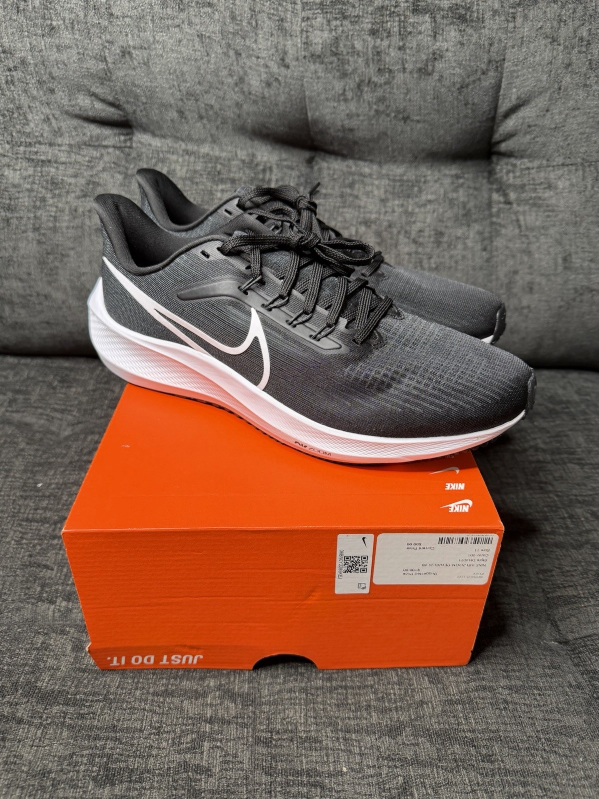 Nike Air Zoom Pegasus 39 Black White Mens Size 11 Shoes Sneaker DH4071-001 New