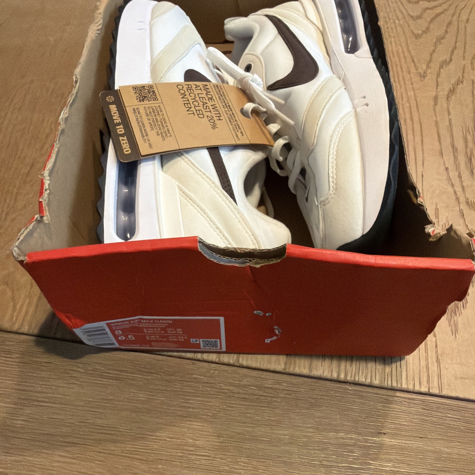 Women’s Air Max Dawn