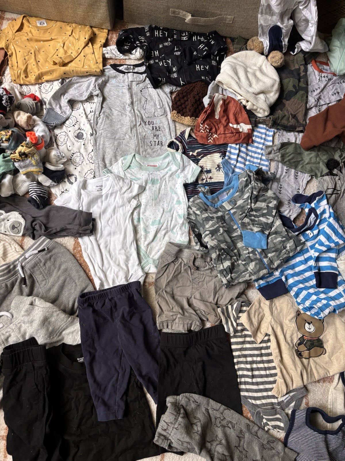 HUGE Lot Of NEW Baby Clothes (Newborn – 12mo)