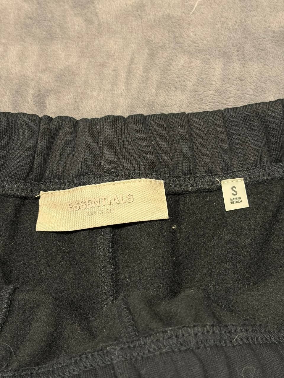 Fear of God Essentials Shorts SS22 Stretch Limo Black – NEW WITH TAGS (XS-XL)