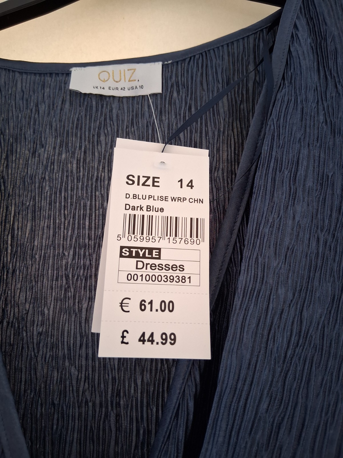 Brand New With Tags Quiz Size 14 Textured Midi Dress