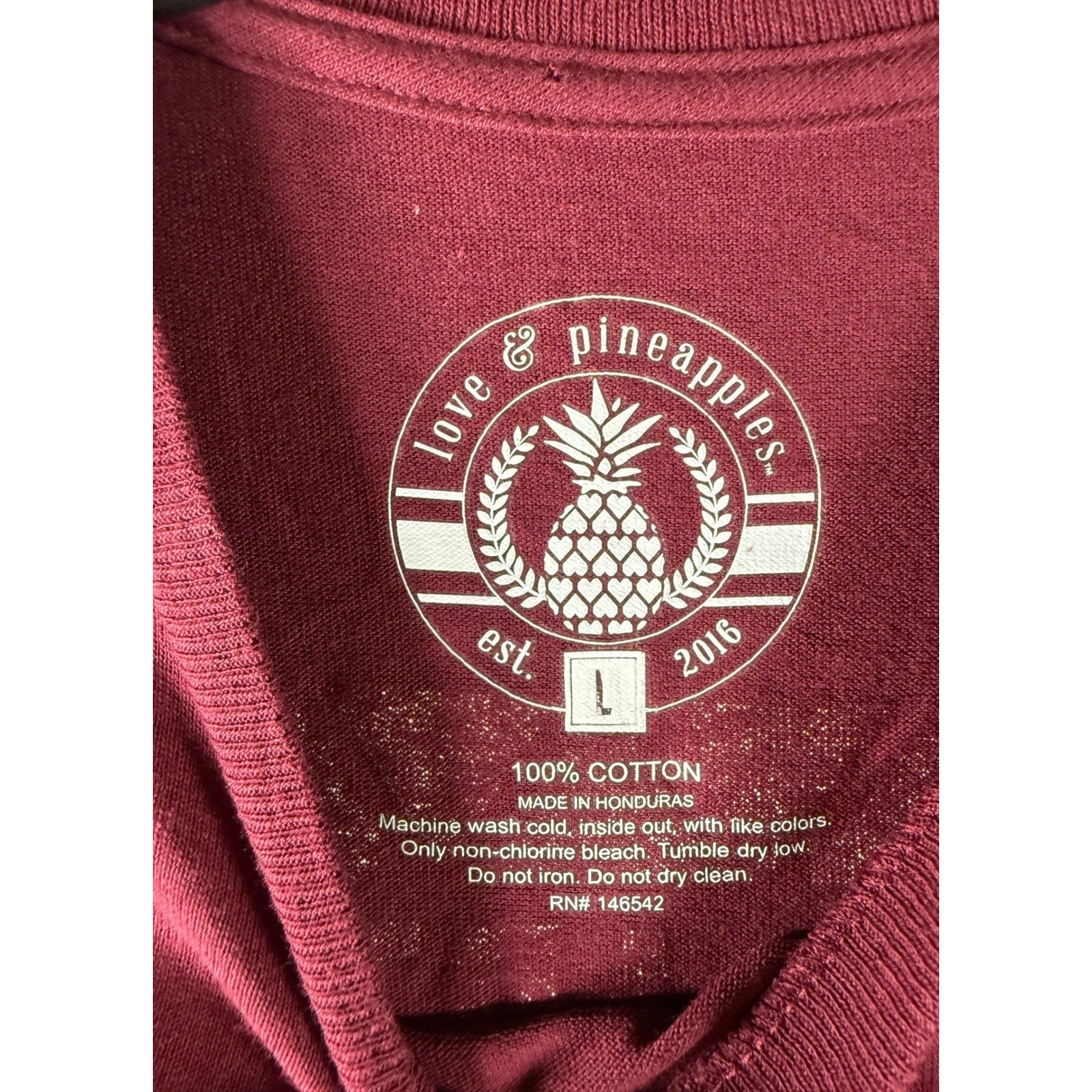 NWT Love & Pineapples Womens Part Huntress Part Girl Boss – T-Shirt Maroon L