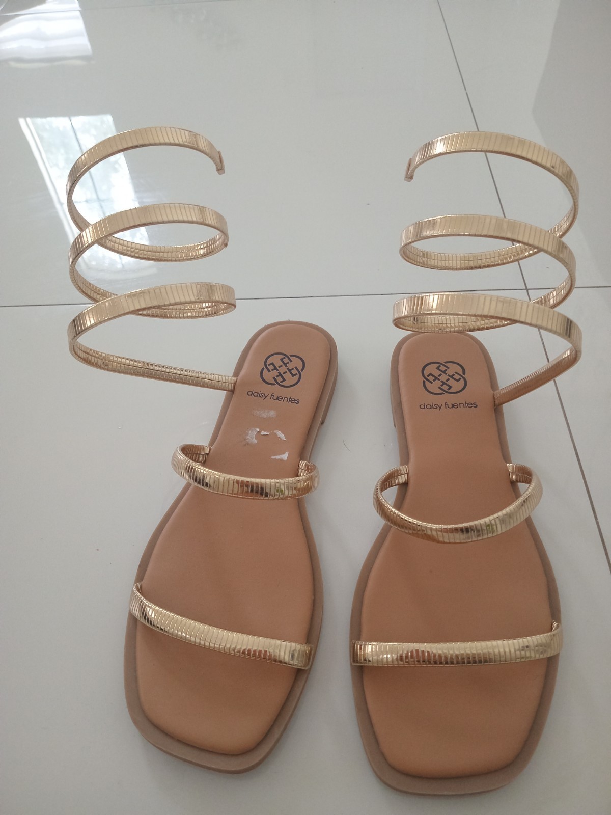 Daisy Fuentes Gold spiral ankle-wrap Sandals Shoes Ancient Greek Style Sz 8M