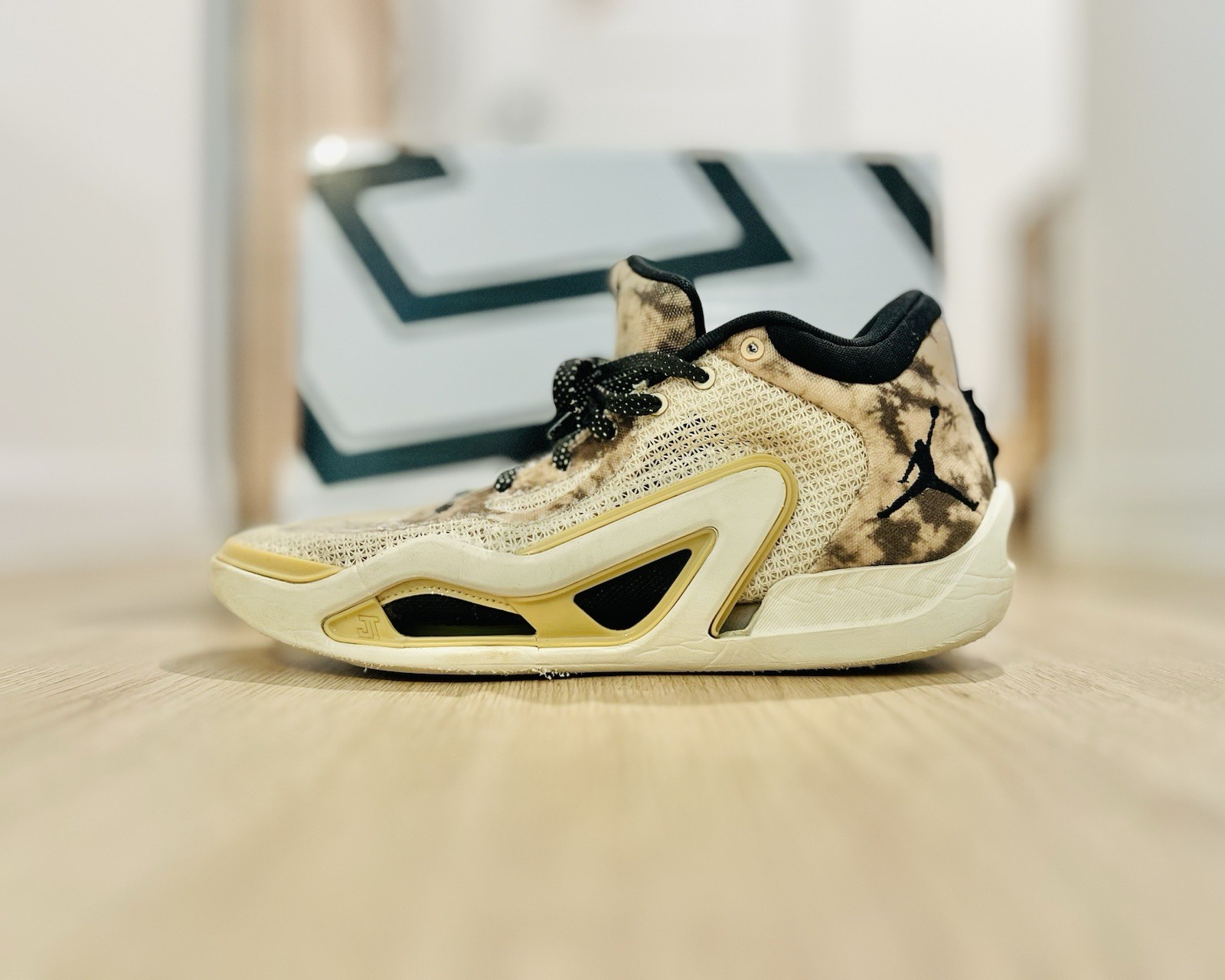 Mens Size 9.5 – Air Jordan Tatum 1 Tunnel Walk