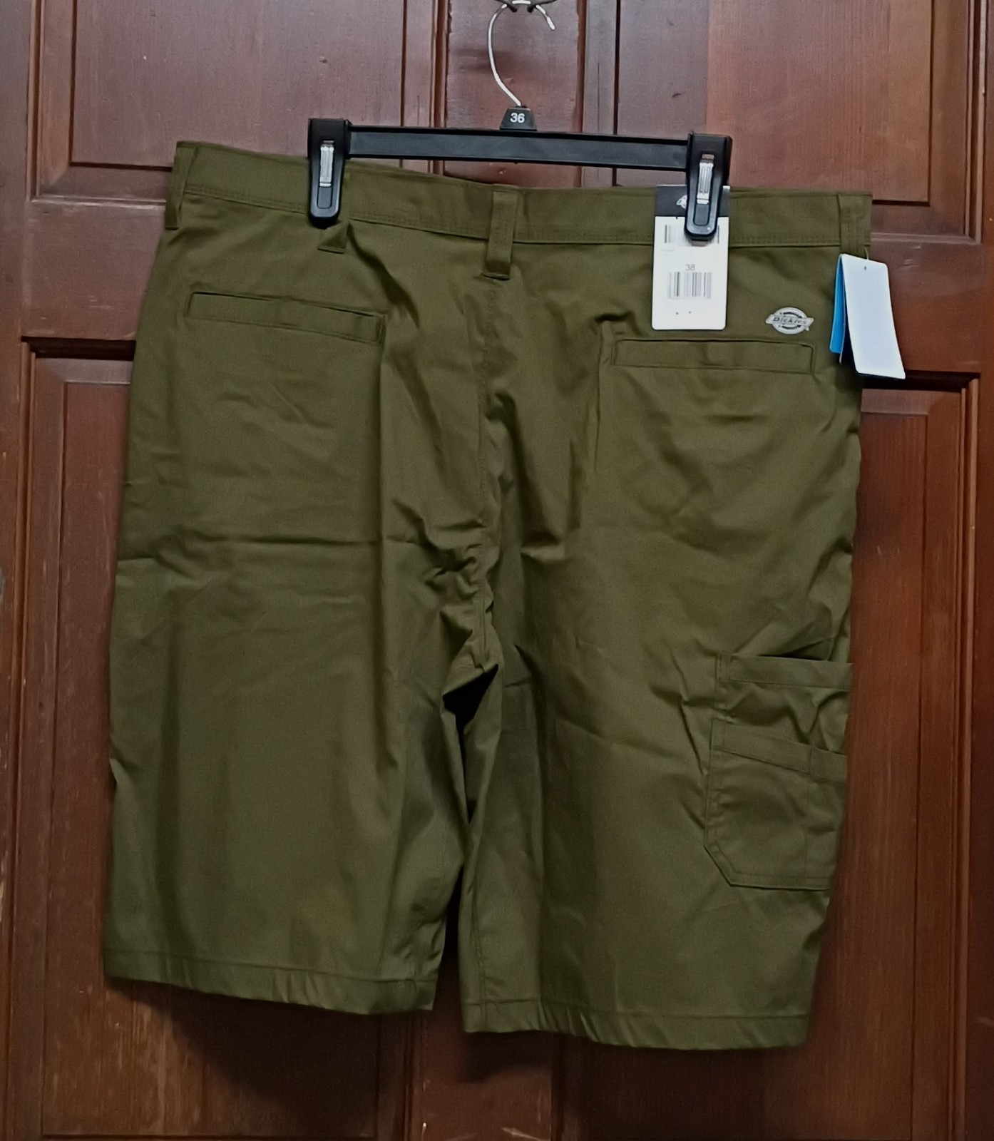 NWT Dickies Temp IQ Performance Workwear Olive Green Shorts Men’s Size 38