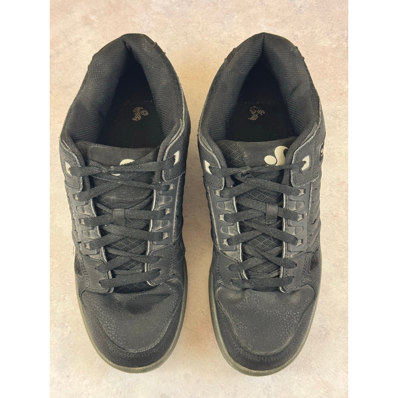 DVS Celsius Mens Size 13 Skateboarding Shoes Black-Gray DVF0000233