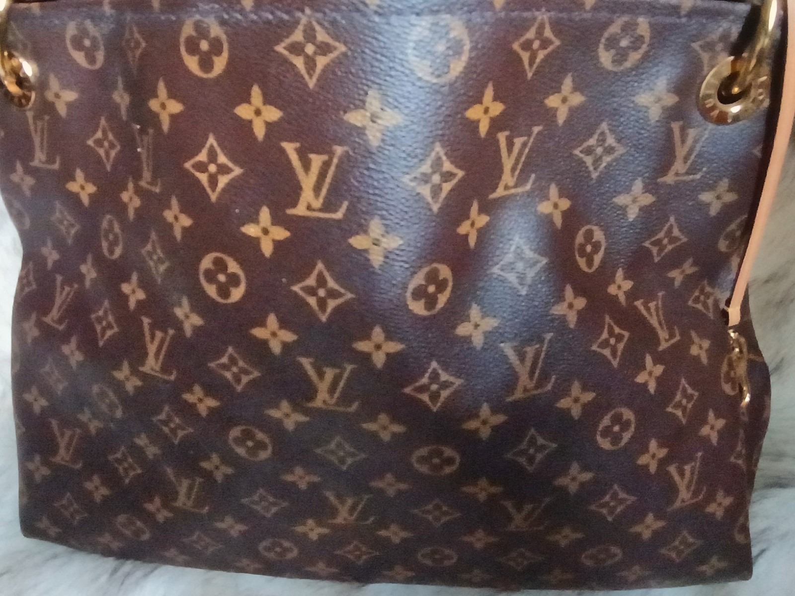 Louis Vuitton Artsy Handbag Monogram Canvas MM Pre-owned In Excellent Condition
