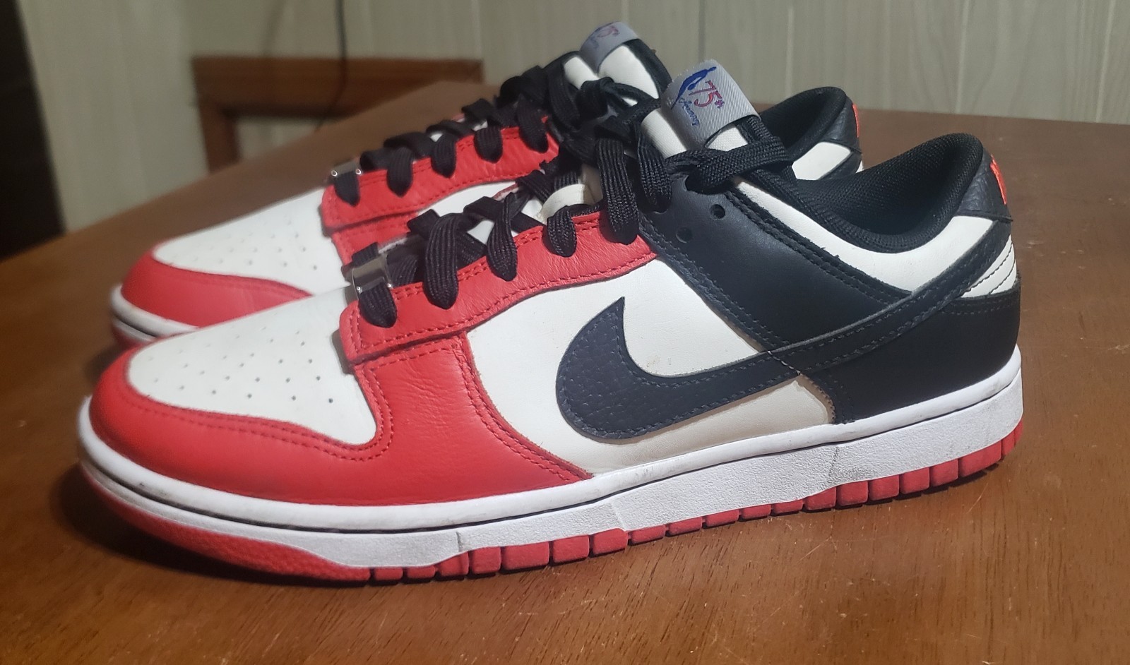 Nike Dunk Low EMB x NBA 75th Anniversary – Bulls 2021 Men’s Size 9