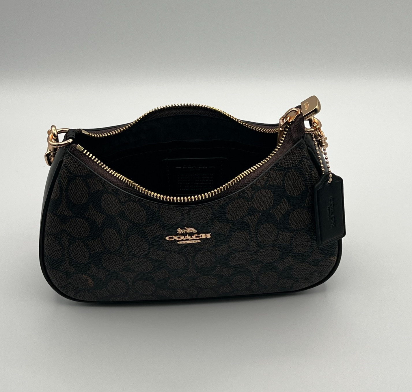 Coach Outlet Teri Brown Shoulder Women’s Bag Signature Canva NWOT
