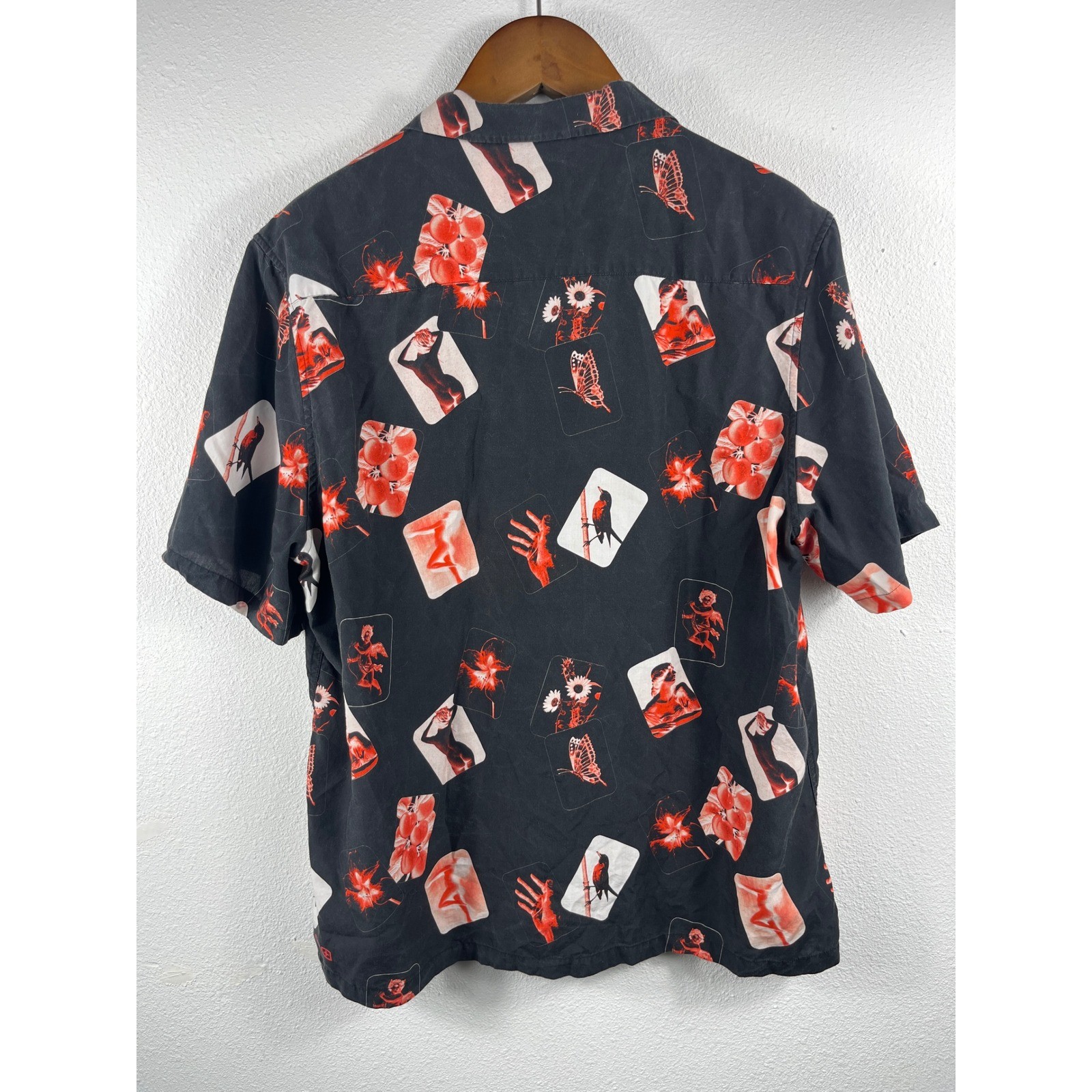 Ksubi Mens XL Black Red Graphic Print Tencel Short Sleeve Button Down Shirt