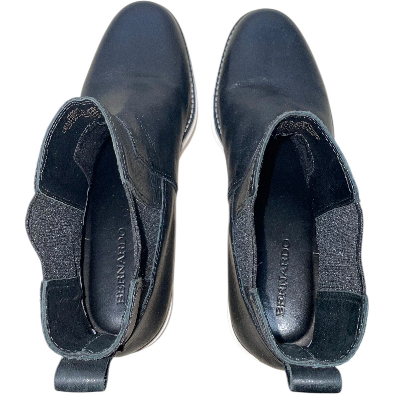 BERNARDO Sutton Chelsea Leather/Elastic Gore Platform Boot Size: 8.5M