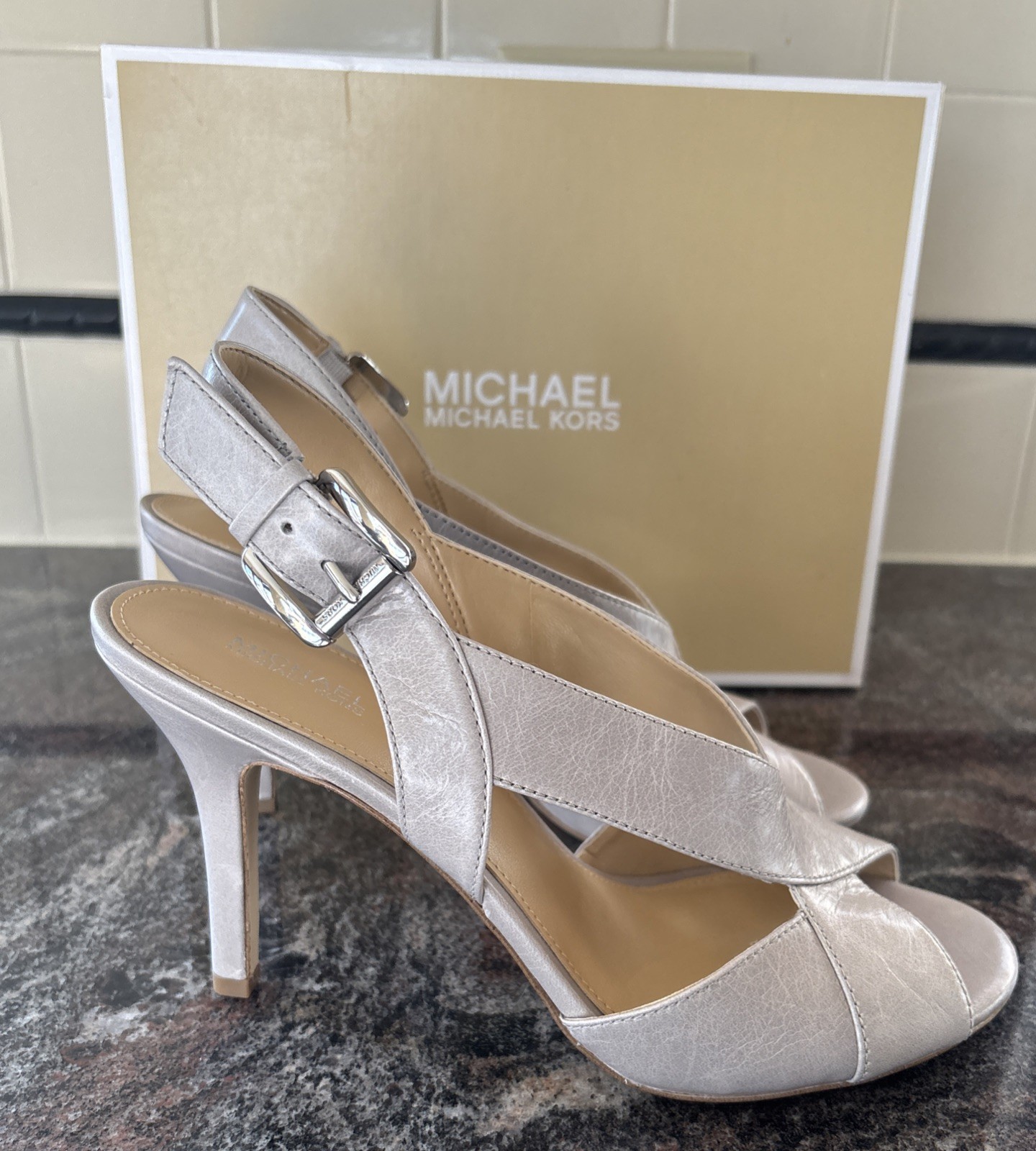 8.5 MICHAEL Michael Kors Becky Strappy Sandals Heels Pearl Grey Open Toe EXC